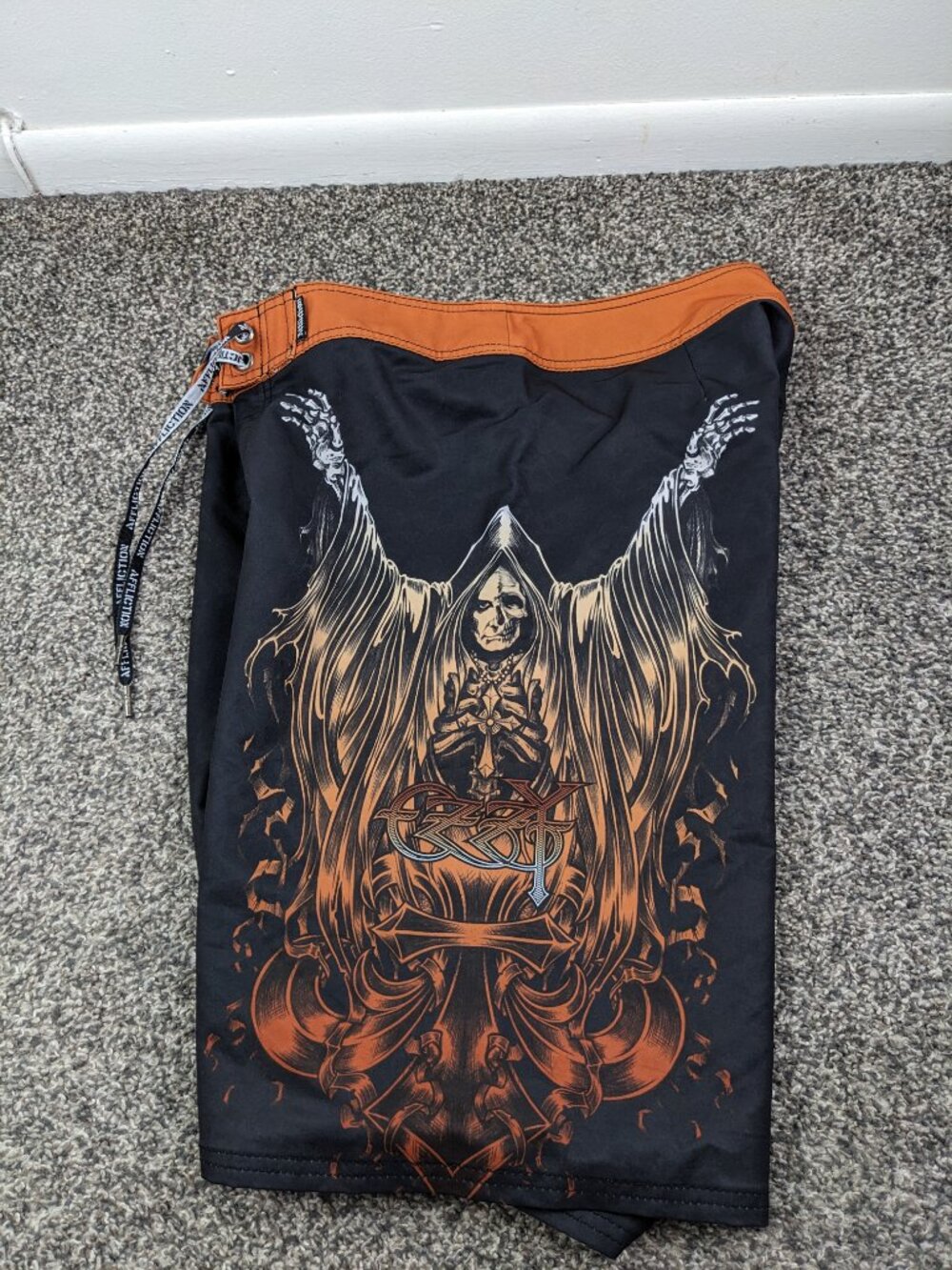 Affliction x Ozzy Osbourne Board Shorts Gothic Cross Skull Ball Swim Trunks 32